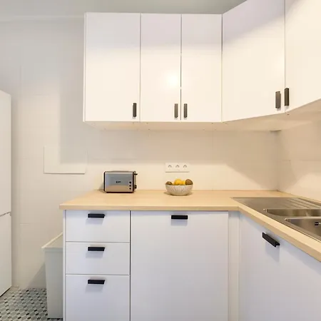 Cozy In A Coliving In Arroios Lisboa