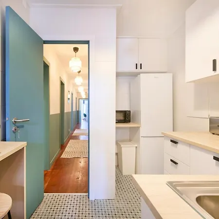 Apartment Cozy In A Coliving In Arroios *